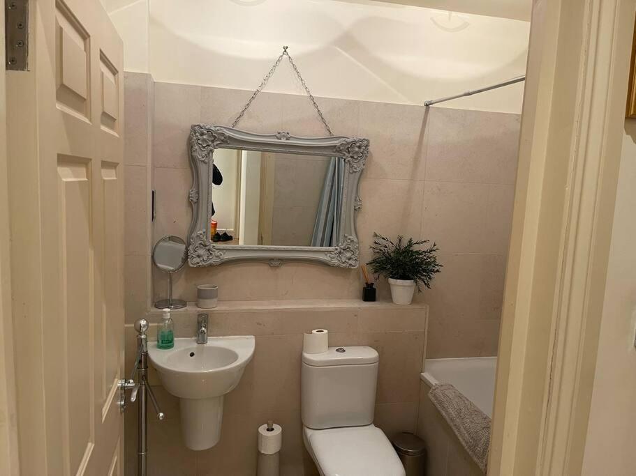 Luxurious Serviced Apt Next To The City Of London And Tower Bridge Apartamento Exterior foto
