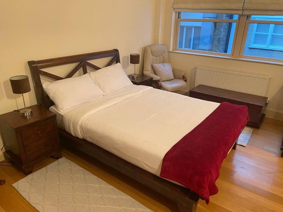 Luxurious Serviced Apt Next To The City Of London And Tower Bridge Apartamento Exterior foto